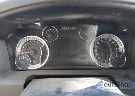 2017 Ram 1500 Big Horn 4X4 5'7 Box z USA, uszkodzony, nr VIN 3C6RR7LT6HG595110